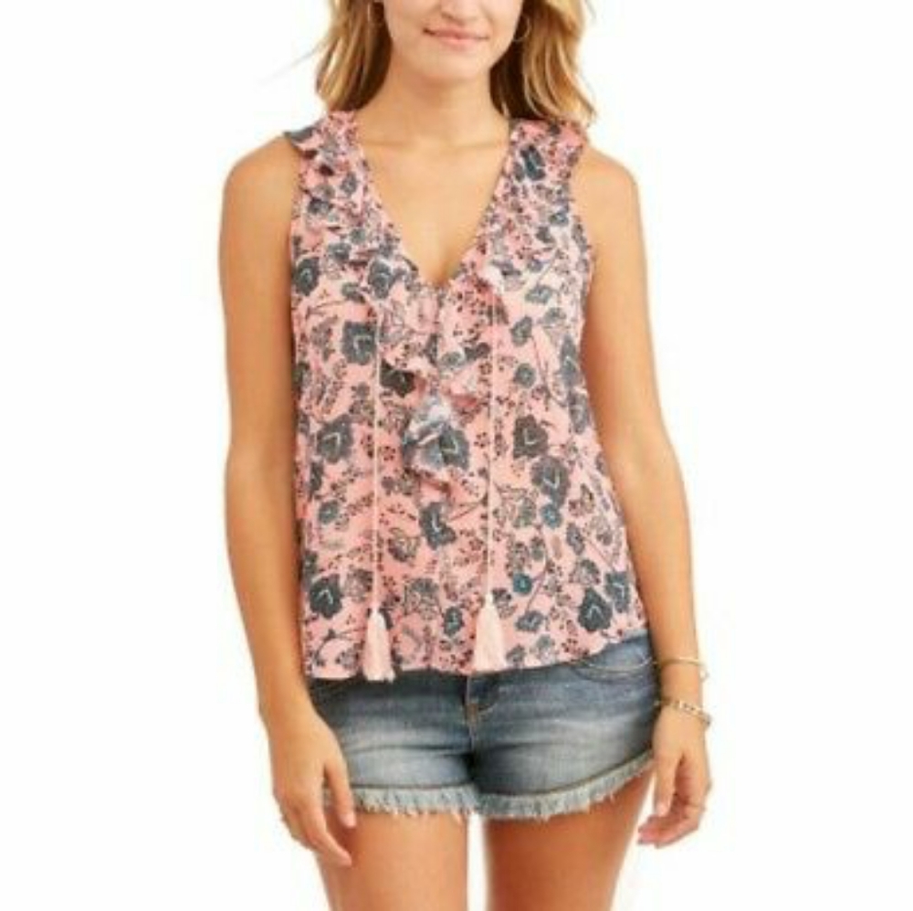 🆕️ Floral Ruffled V-Neck Pullover